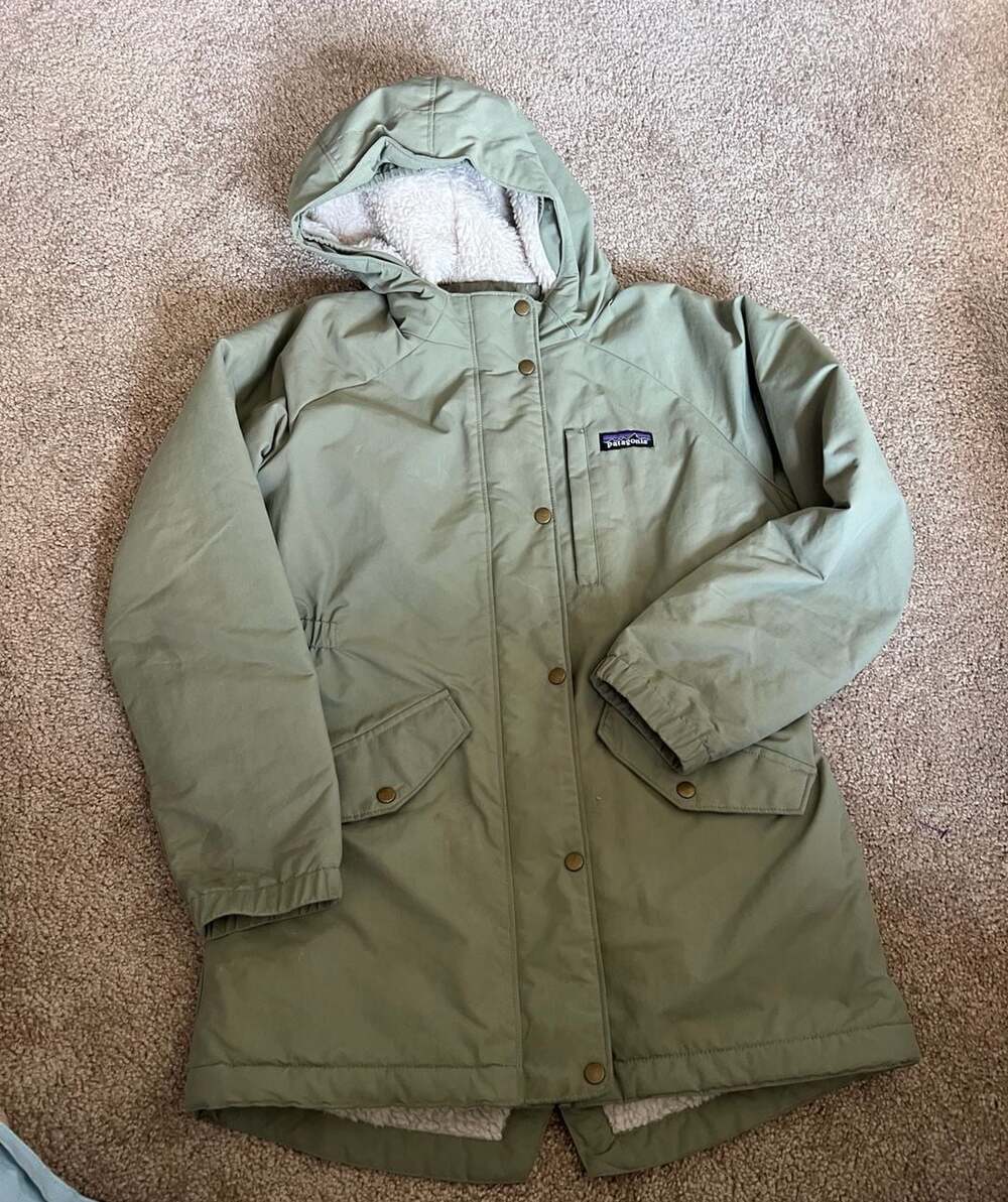 Patagonia Girls Insulated Isthmus Parka Green Size L 12